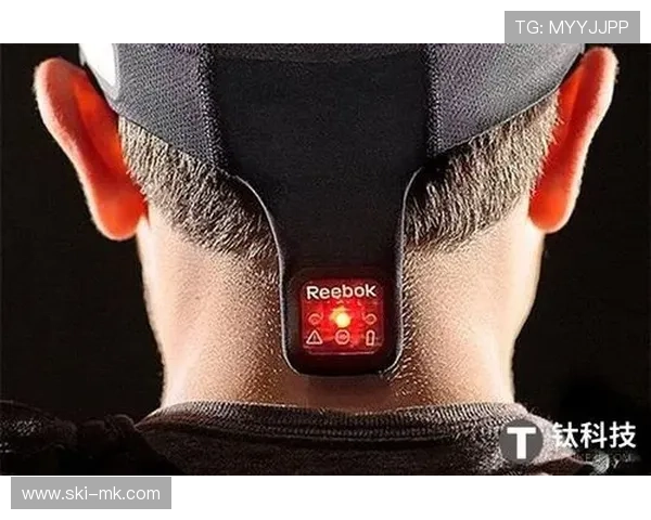 【体育直播设备体系·行业》智能穿戴设备接入制作系统，提供运动员视角画面。