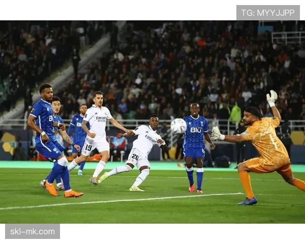 案例研究：英超升班马如何依靠5-4-1坚守阵型成功保级